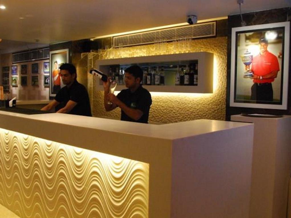Hotel Le Roi Near New Delhi Railway Station מראה חיצוני תמונה